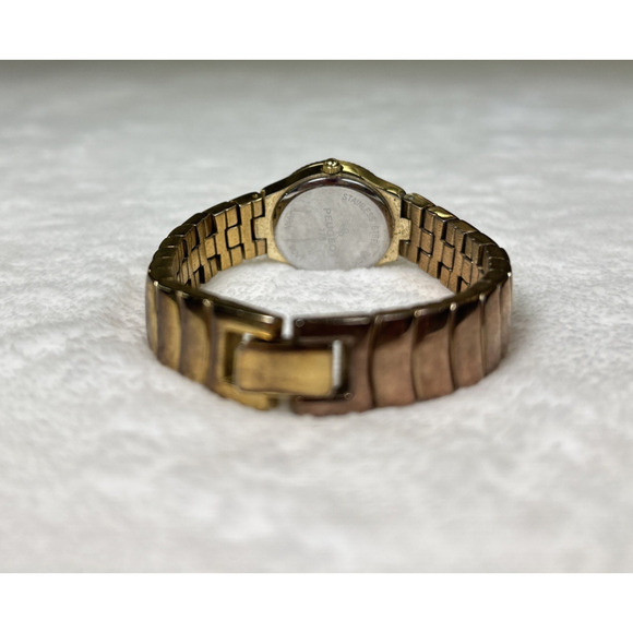 Vintage Peugeot Gold Diamond And Mother Of Pearl Classic Round Women\'s Watch FS